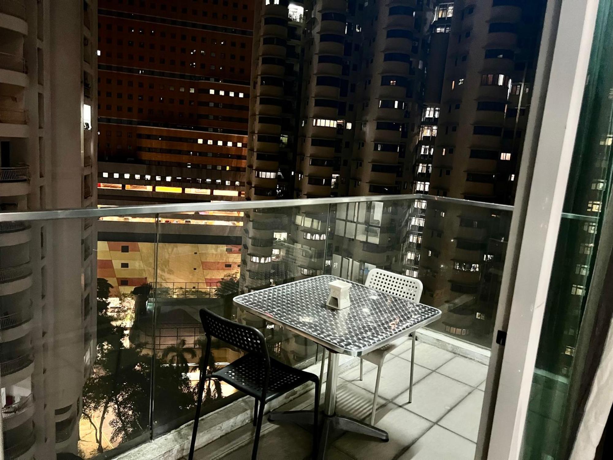 Regalia Suites 424 Куала-Лумпур Экстерьер фото