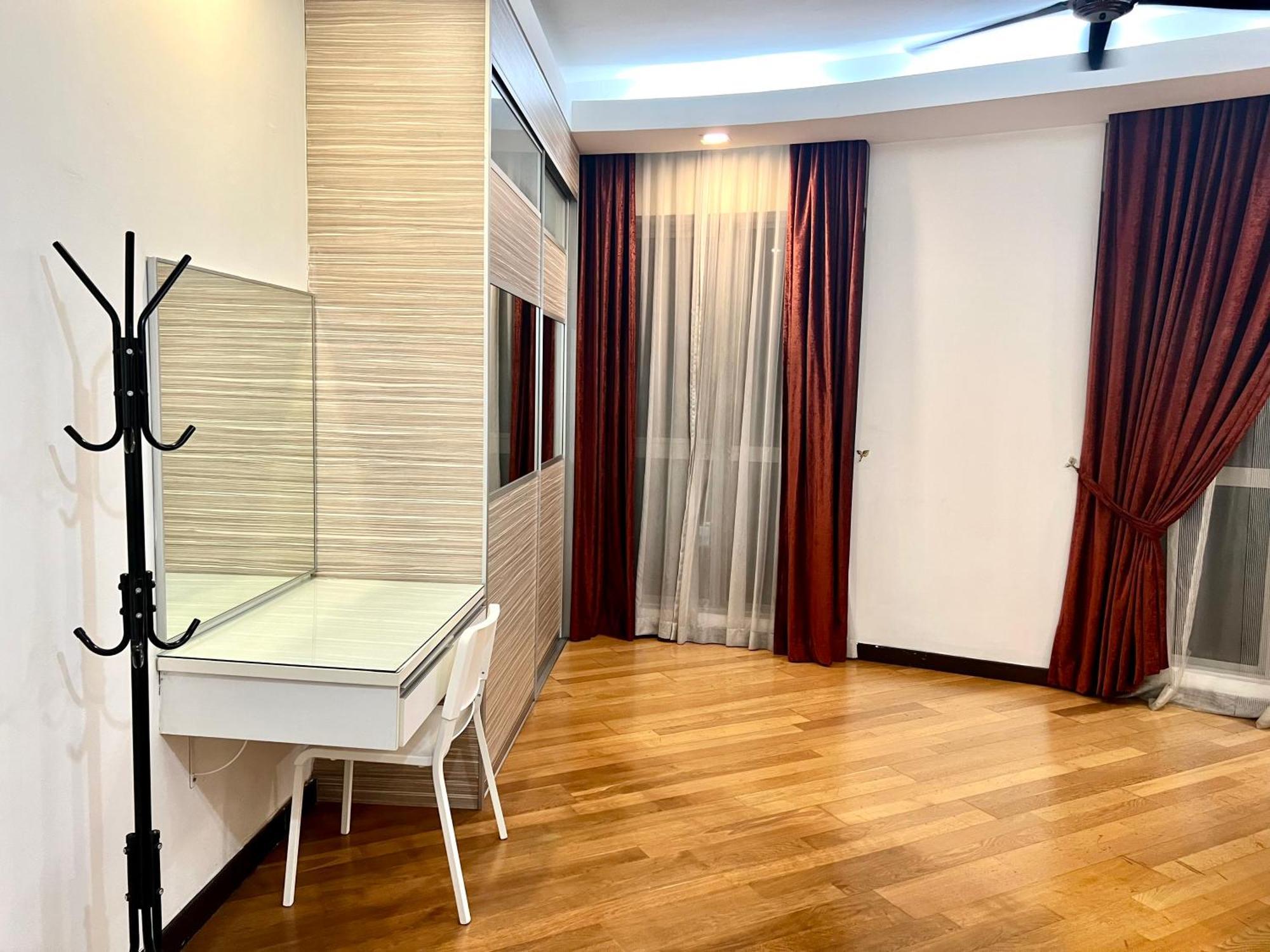 Regalia Suites 424 Куала-Лумпур Экстерьер фото