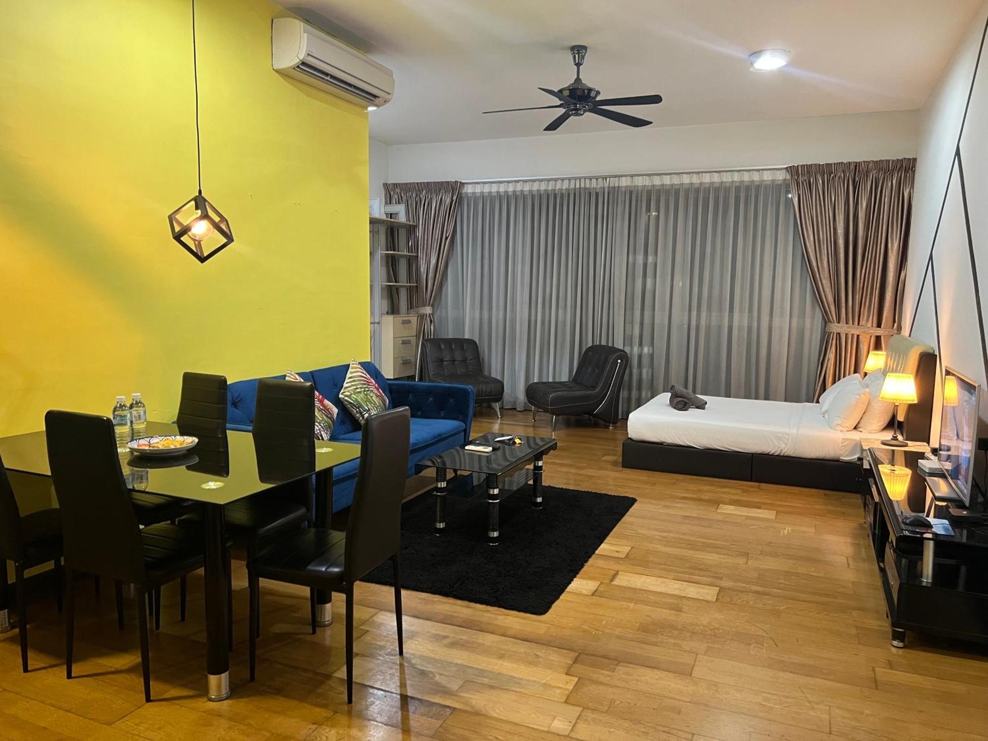 Regalia Suites 424 Куала-Лумпур Экстерьер фото